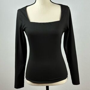 TRENDY QUEEN black long sleeve square neck fitted shirt - size small